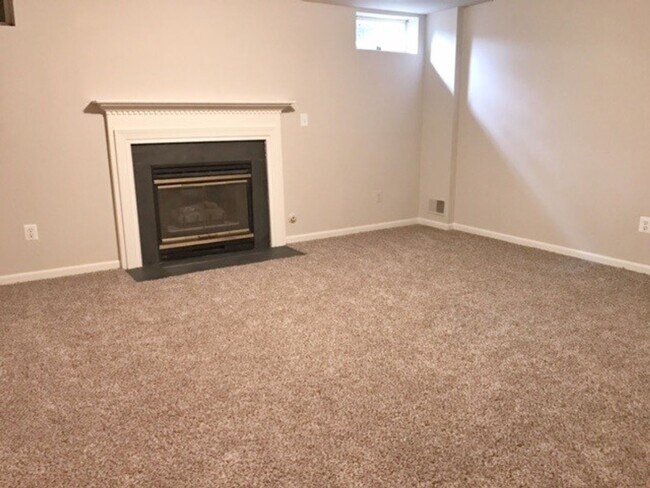 Foto del edificio - 3425 Belleplain Ct