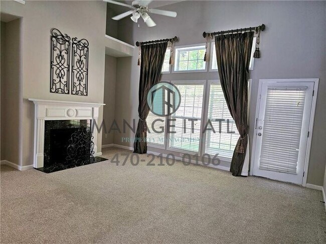 Foto del edificio - Beautiful 4 bedroom house in Lambert High ...