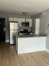 Building Photo - 1215 Alabama Ave SE