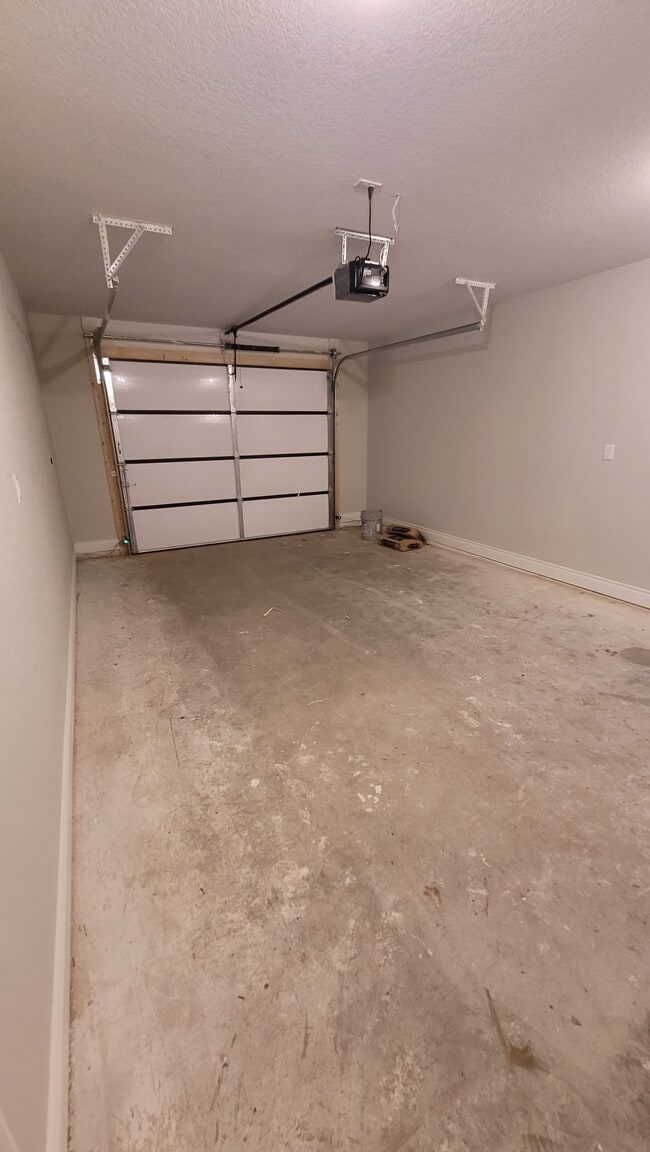Building Photo - 1114 Rex Ave