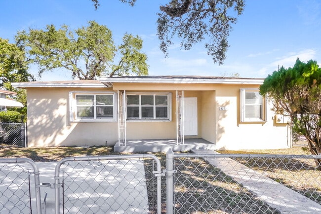 Building Photo - 3255 NW 50th St