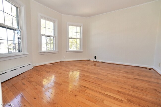 Building Photo - 225 Joralemon St