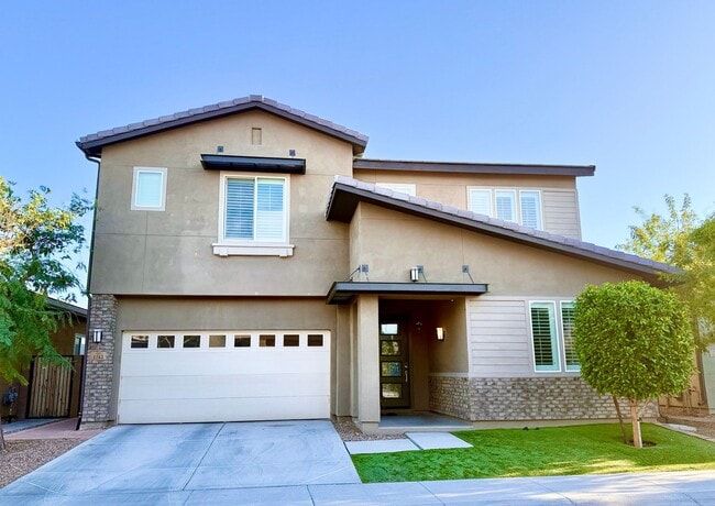 Foto del edificio - Spacious House with 4BR 3 Bath and 1 offic...