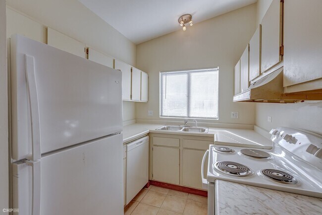 Foto del edificio - 431 Berkshire Dr