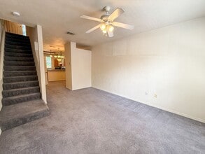 Building Photo - 3552 SW 30th Way