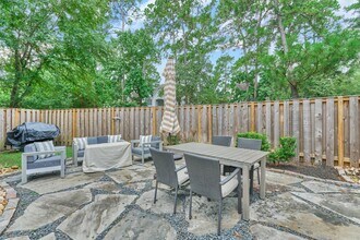 Building Photo - 18 Heather Wisp Ct