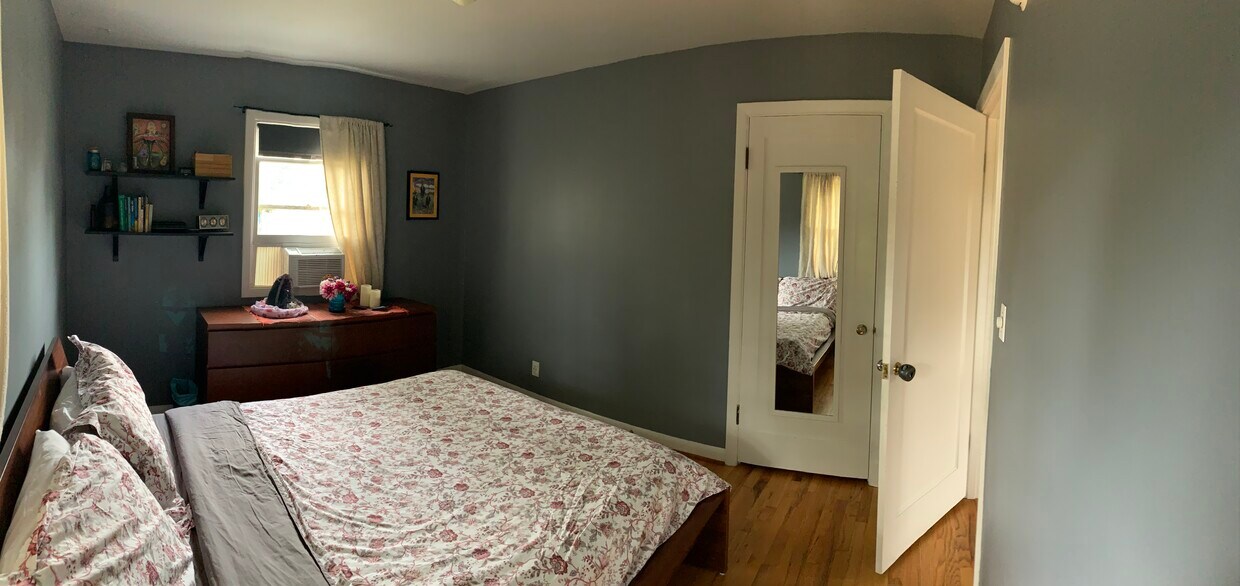 bedroom 1 - 4820 NE 78th Pl