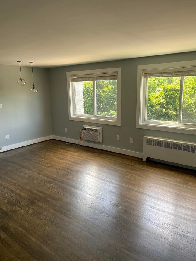 Foto del edificio - 2059 N Woodstock St