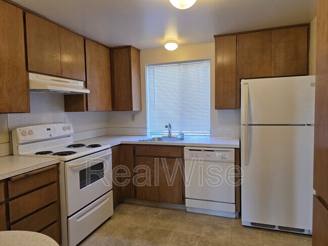 Foto del edificio - 2022 E 6th St