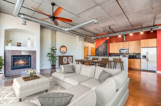 Building Photo - 2899 N Speer Blvd