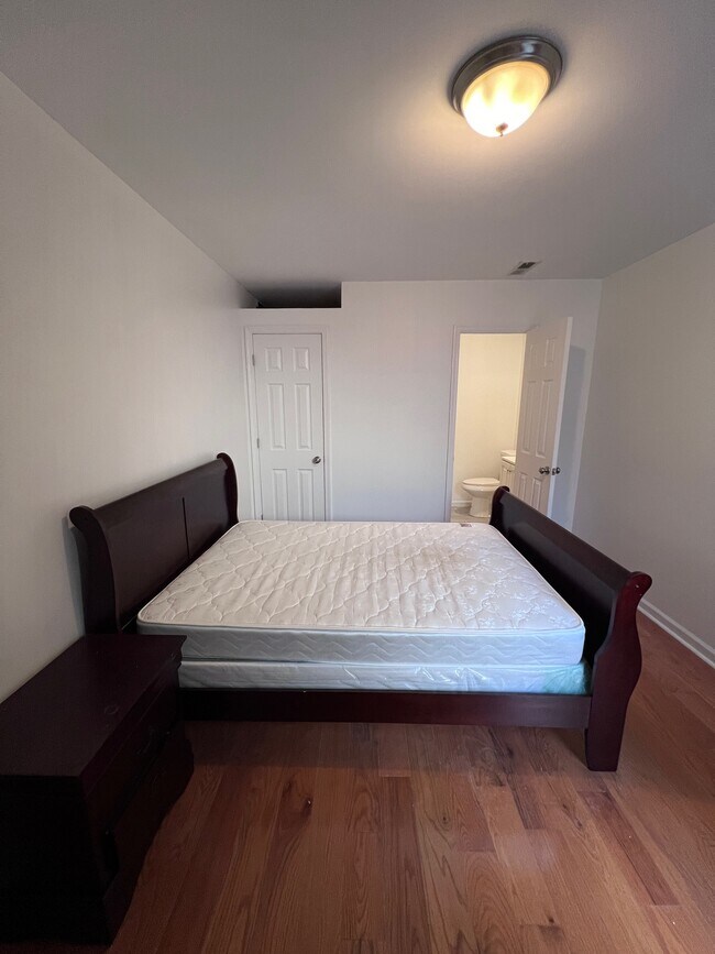 Foto del edificio - 335 N 40th St