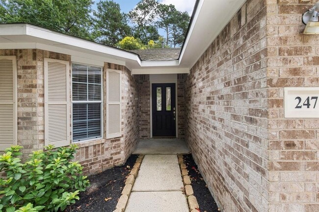 Building Photo - 247 W Misty Dawn Dr