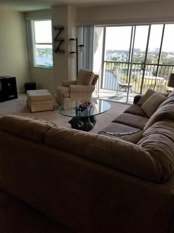 Foto del edificio - 10355 Paradise Blvd #706