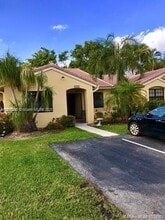Building Photo - 6838 Bridlewood Ct