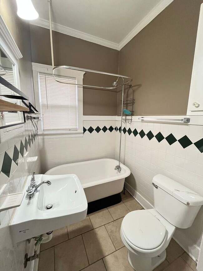 Photo - Studio Cottage located in Aurora Addition of NW OKC House