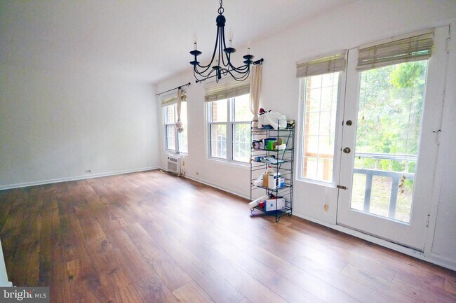 Foto del edificio - 3678 Gunston Rd