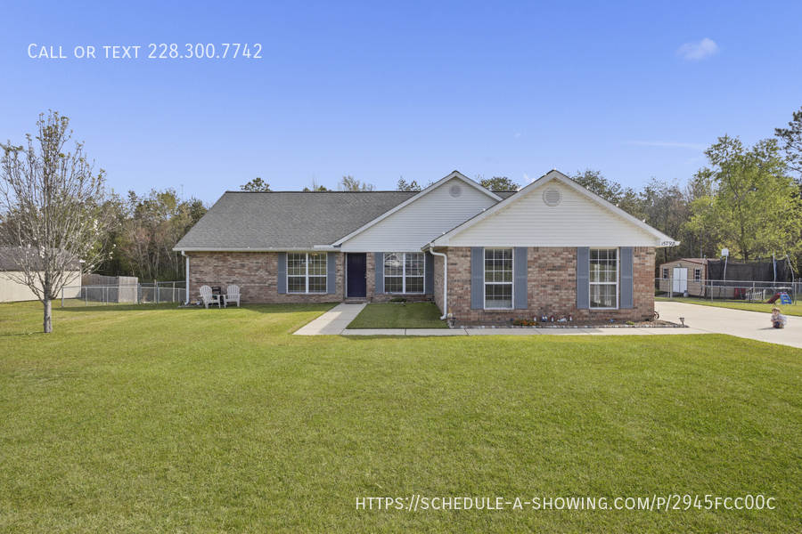 Foto principal - 15792 Texas Ave