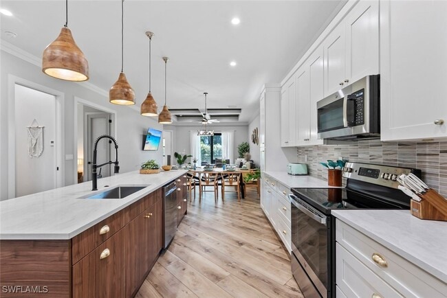 Foto del edificio - 3530 Hibiscus Ave