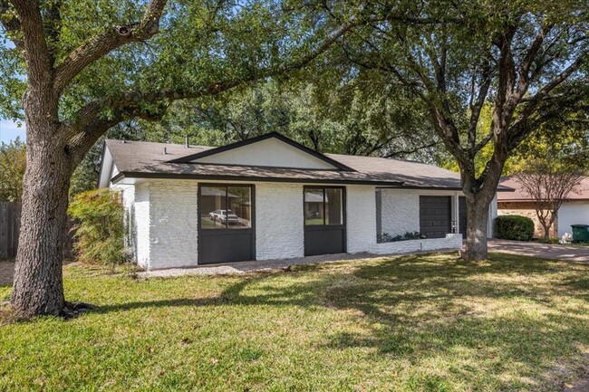 Building Photo - 11406 Barrington Way