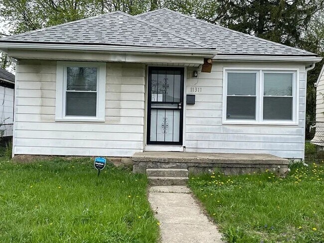 Foto del edificio - 3 bed 1 bath Home