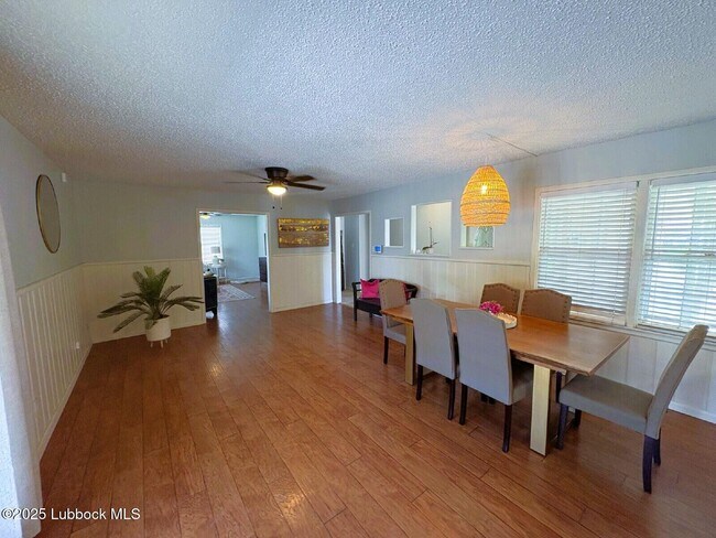 Foto del edificio - 5204 7th St