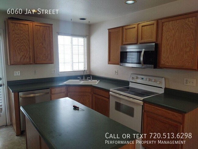 Foto del edificio - 6060 Jay St