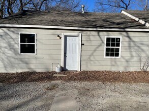 Building Photo - 2625 Fees S