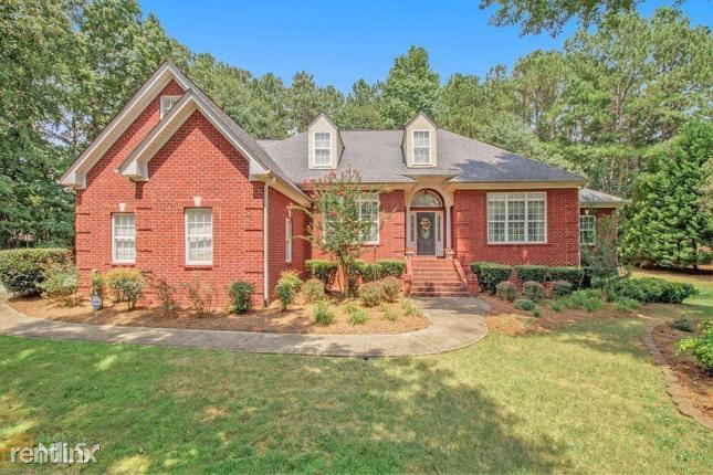 Primary Photo - 5 br, 3 bath House - 1404 Beaufort Walk