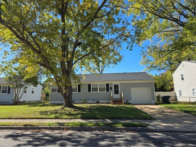 Photo - Move In Ready 3 Bedroom Ranch! House