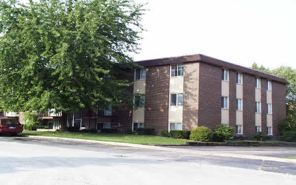 Primary Photo - 812-816 N Pioneer Rd