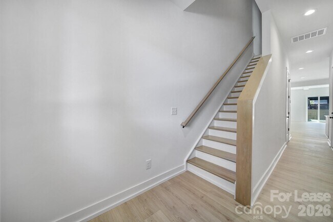 Foto del edificio - 511 Bowman Rd