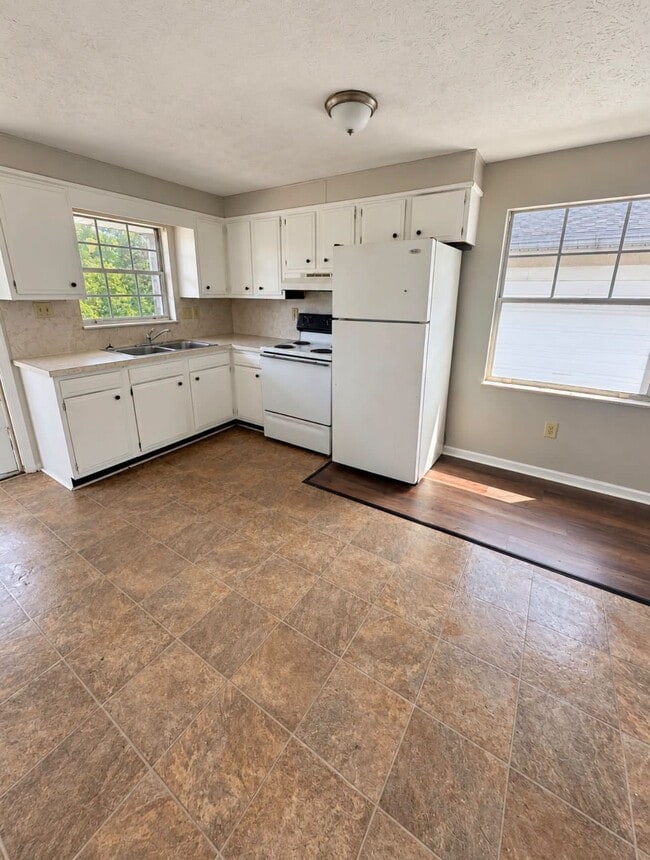 Building Photo - 2654 Boggs Rd