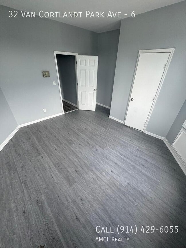 Photo - 32 Van Cortlandt Park Ave Apartment