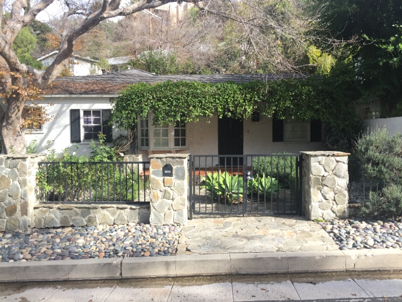 Foto principal - 3864 Dixie Canyon Ave