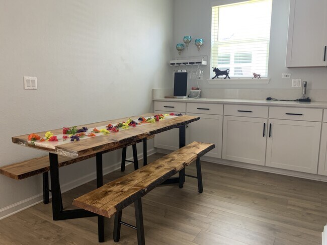 Foto del edificio - 75451 Sunberry Dr