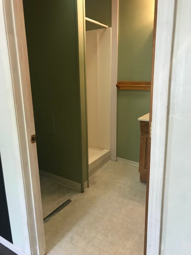 Foto del edificio - 323 3rd Ave