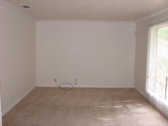 Building Photo - 9412 N Creek Dr