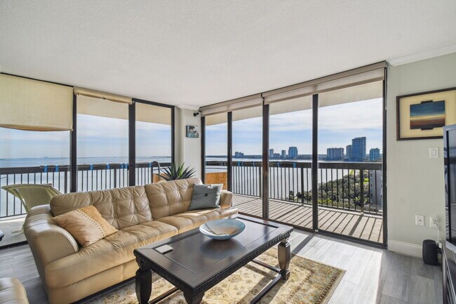 Foto del edificio - 2413 Bayshore Blvd