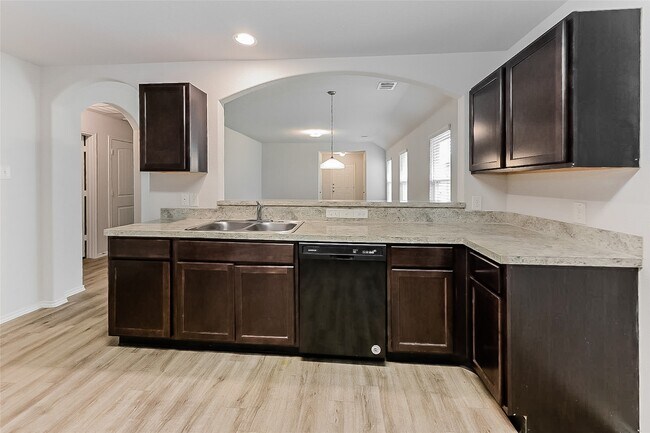 Foto del edificio - 3303 Atascocita Elm Dr