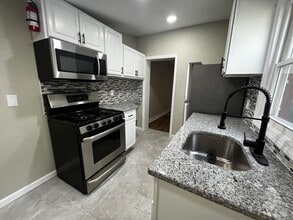 Building Photo - 49 Klagg Ave