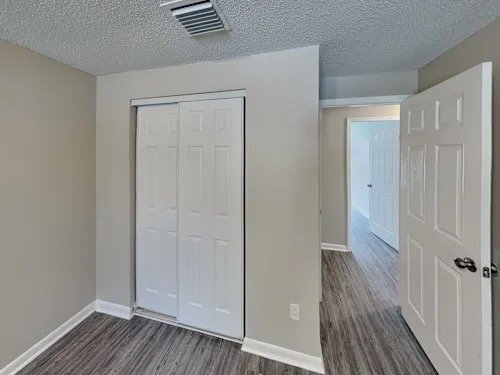 Building Photo - 6909 Magdelena Dr