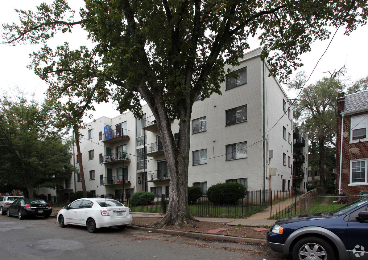 19th Street, Apartment Homes - 19th Street Apartment Homes