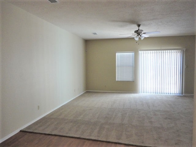 Building Photo - 4981 Butte Pl NW