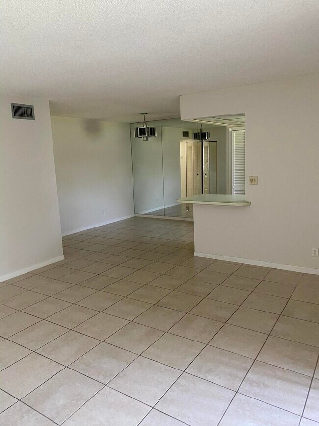 Foto del edificio - 1201 NW 13th St