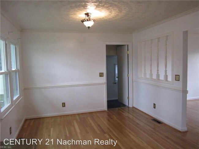 Foto del edificio - 3 br, 1 bath House - 1204 Warfield Drive