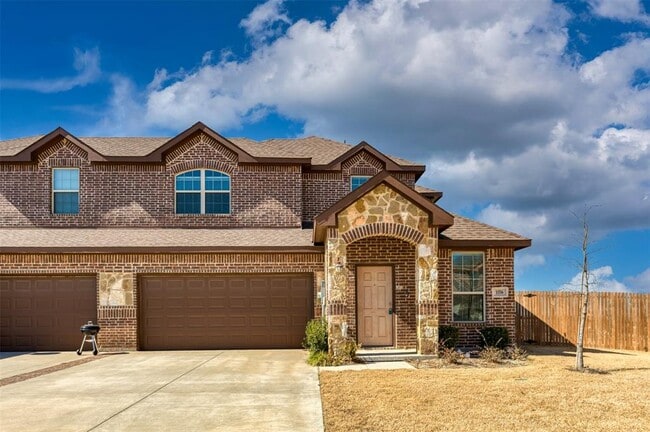 Building Photo - 1056 Sierra Vista Ct