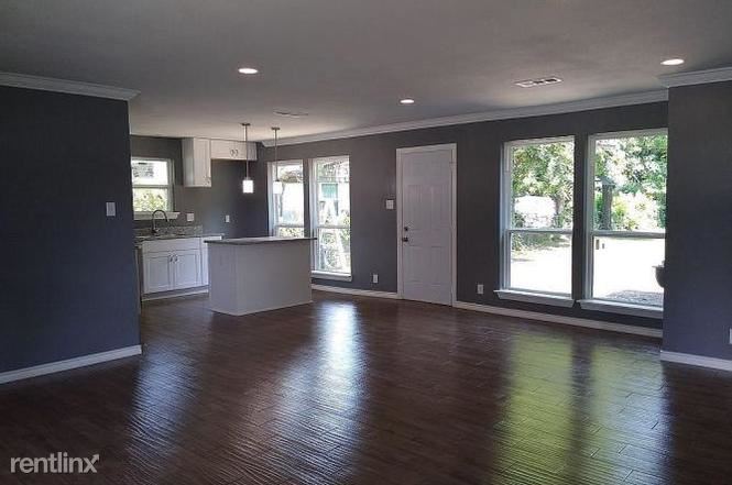 Building Photo - 3 br, 2 bath House - 1009 Pioneer Dr