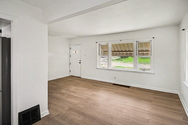 Foto del edificio - 10205 St Daniel Ln