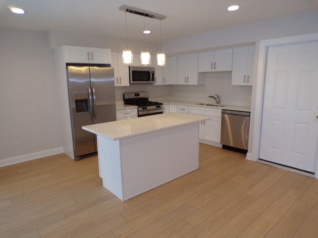 Building Photo - 736 Eletson Dr