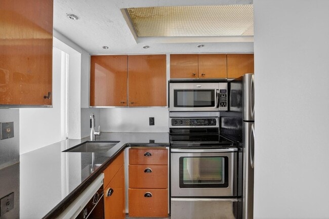 Foto del edificio - 1531 SE 15th St